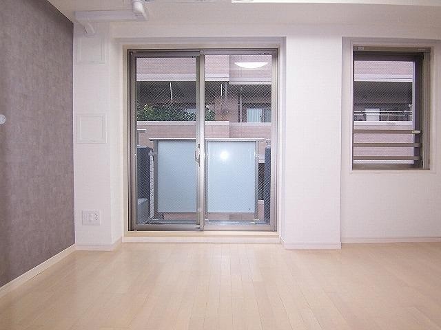 (居間)