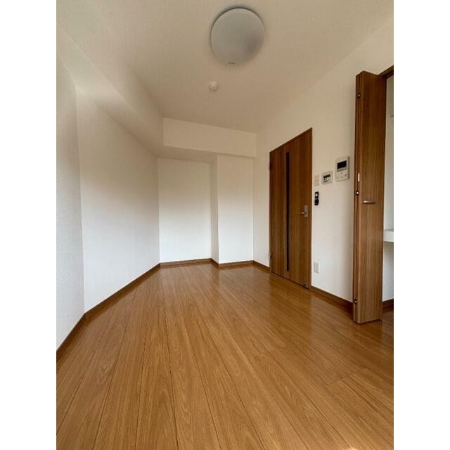 (居間)