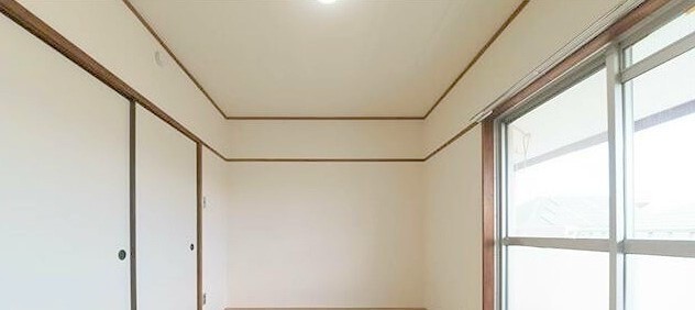 (居間)