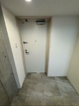 (玄関)