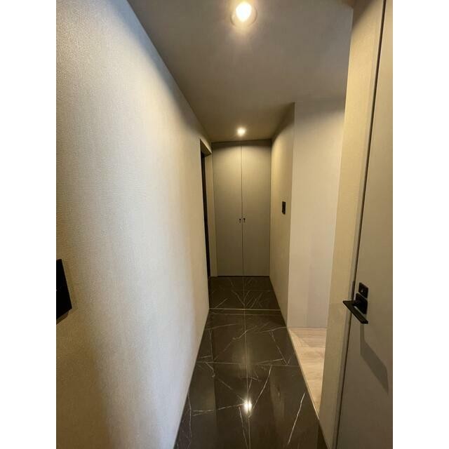 (玄関)