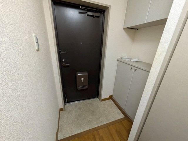 (玄関)