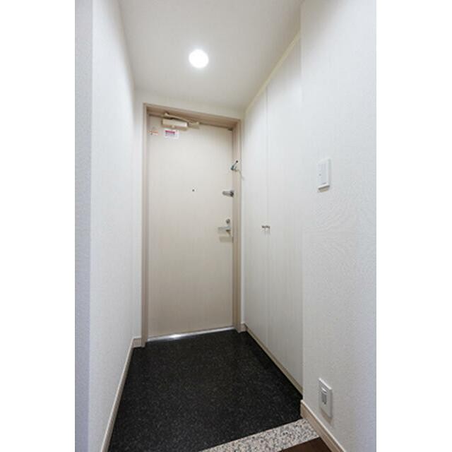 ※同仕様写真含む(玄関)