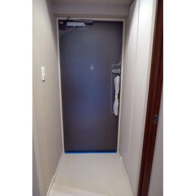 ※写真は同タイプ住戸です。(玄関)