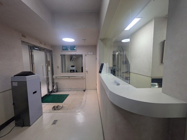 (居間)