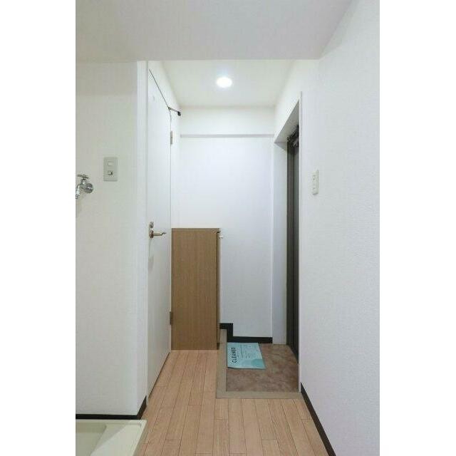 (玄関)