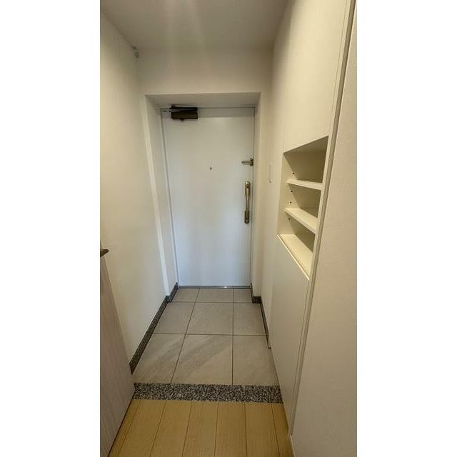 (玄関)