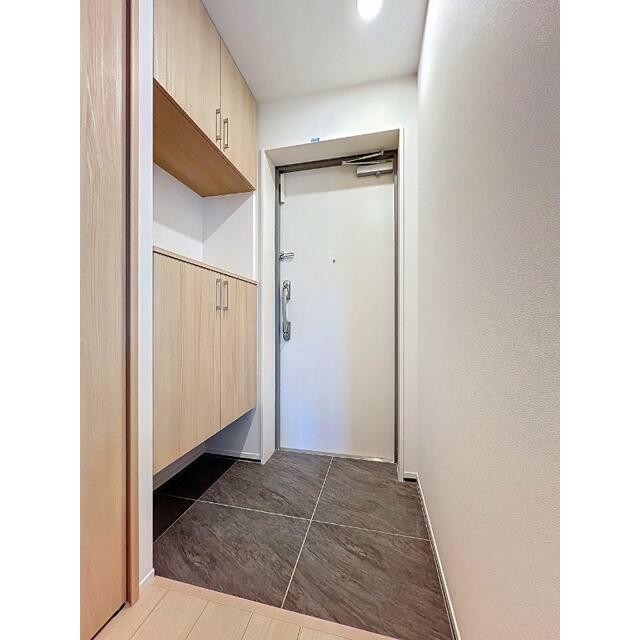 (玄関)