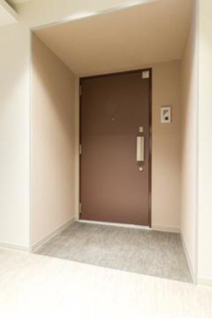 ※写真は同タイプ住戸です。(玄関)