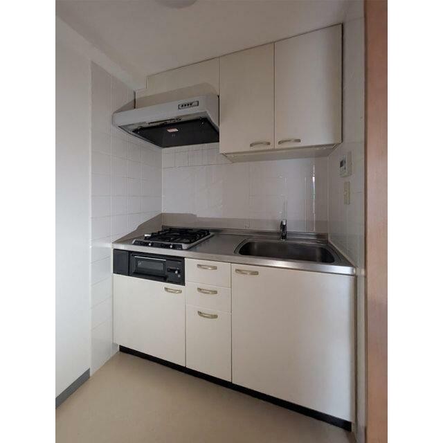 ※室内写真は同物件別部屋(キッチン)