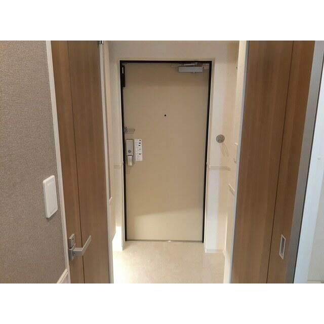 (玄関)
