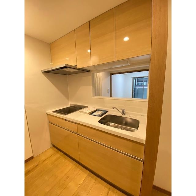 ※写真は同タイプ住戸です。(キッチン)