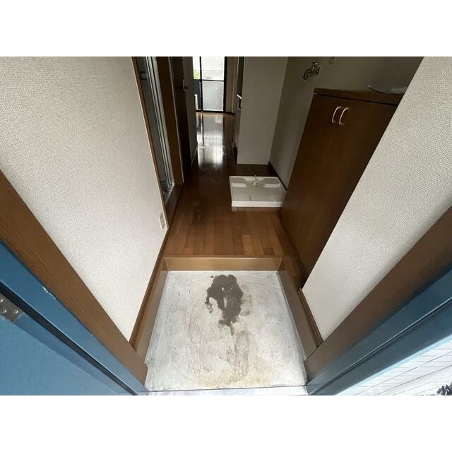 (玄関)