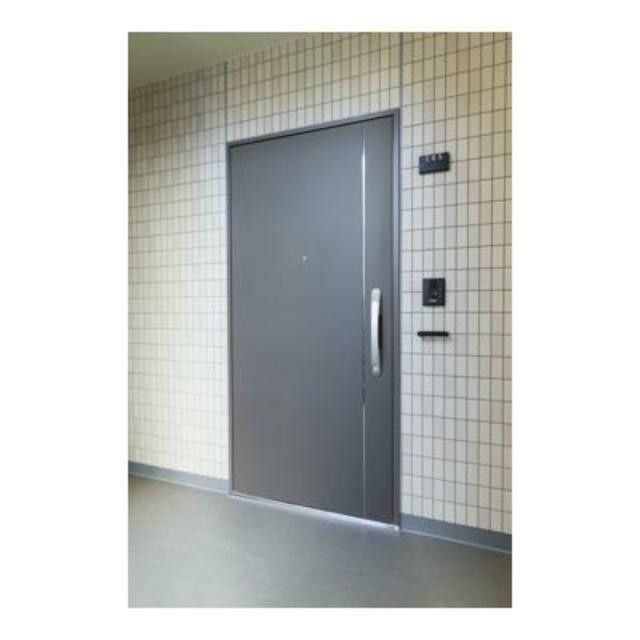 ※写真は同タイプ住戸です。(玄関)