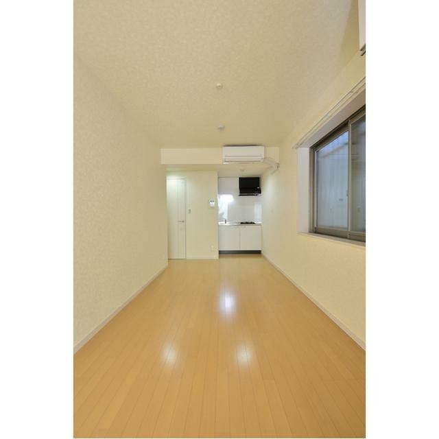(居間)