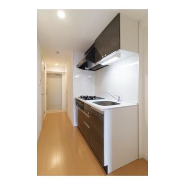 ※写真は同タイプ住戸です。(キッチン)