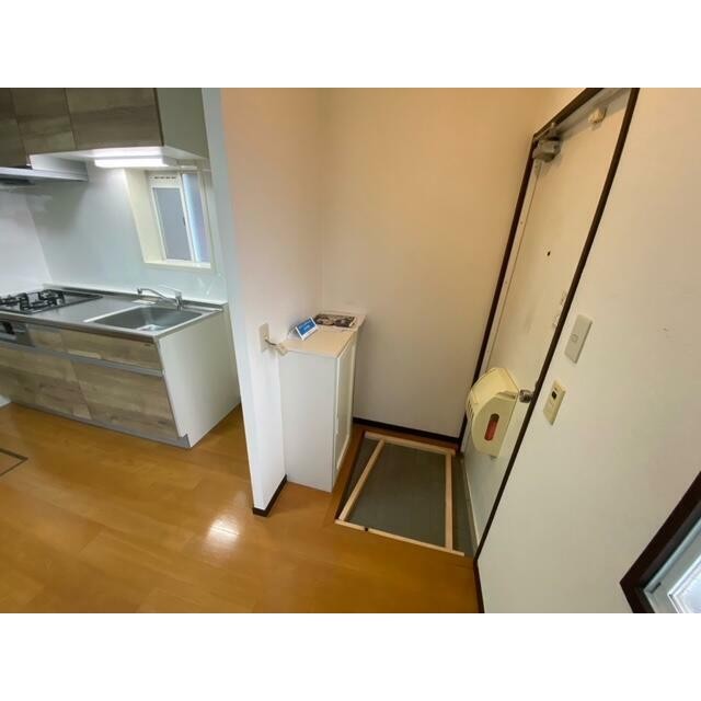 (玄関)
