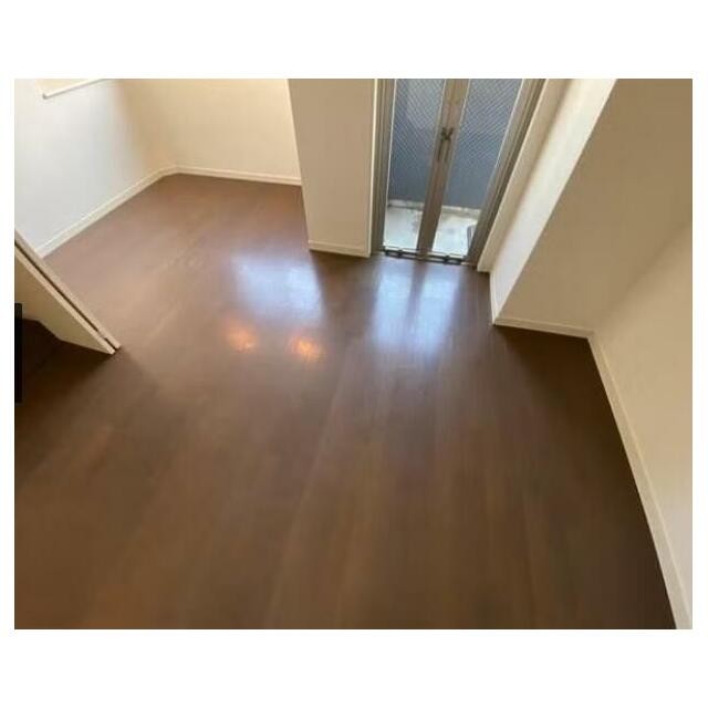 (居間)