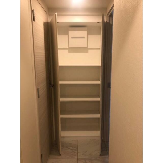 (玄関)