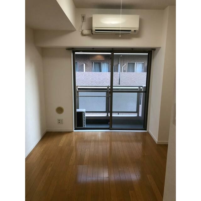 (居間)
