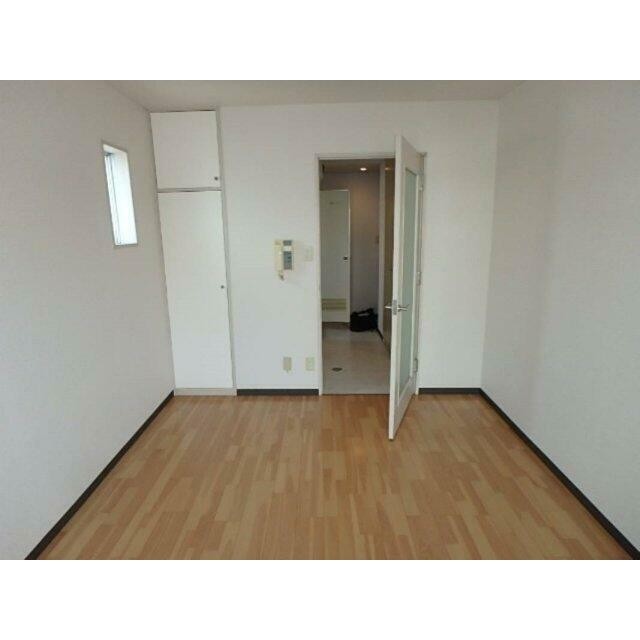 (居間)