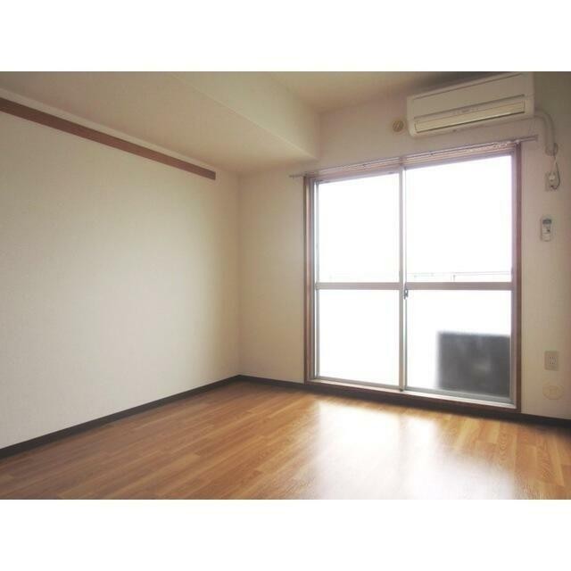 ※同仕様写真含む(居間)