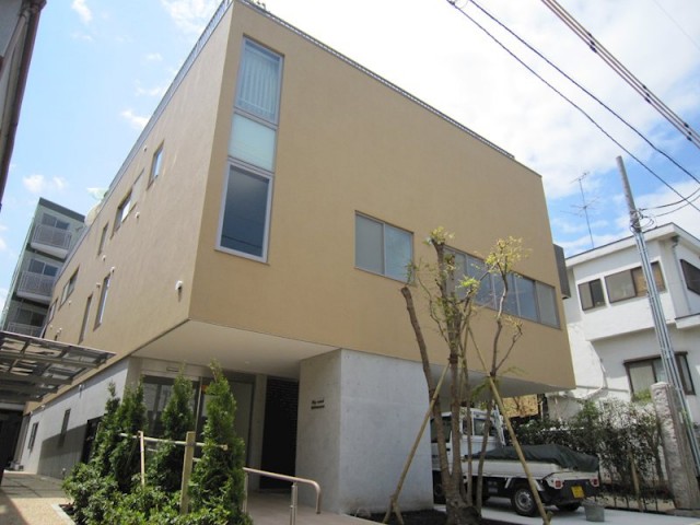世田谷区下馬６丁目 【賃貸居住】マンション
