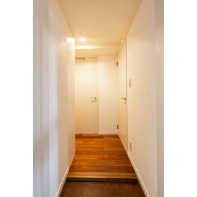 ※写真は同タイプ住戸です。(玄関)