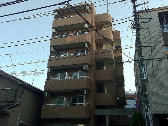 世田谷区下馬６丁目 【賃貸居住】マンション