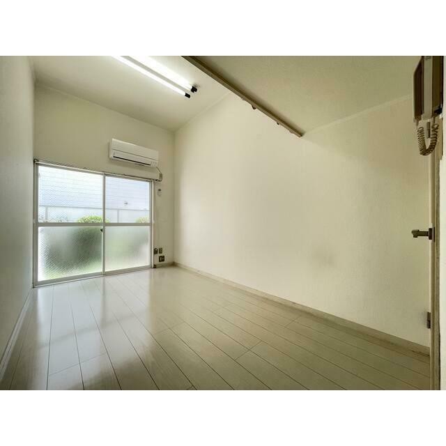 別号室の写真です。(居間)