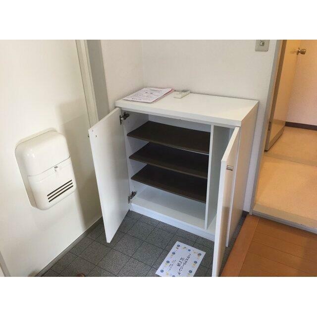 (玄関)