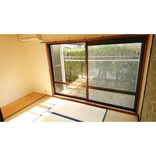 ※同仕様写真含む(居間)