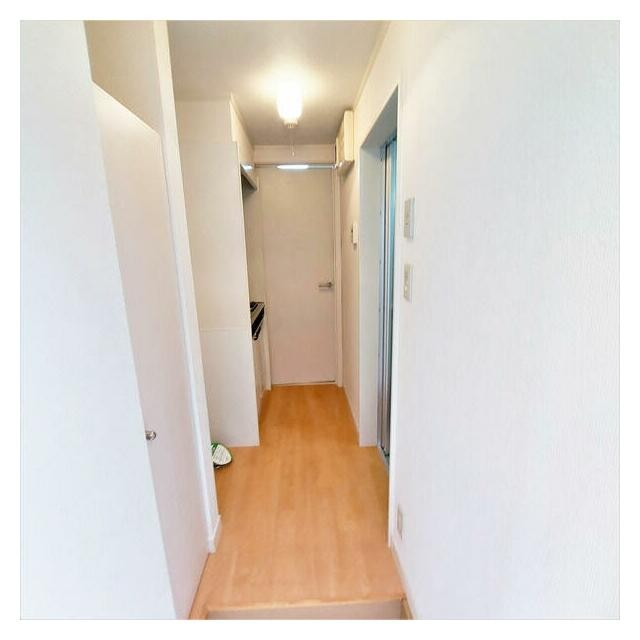 (玄関)