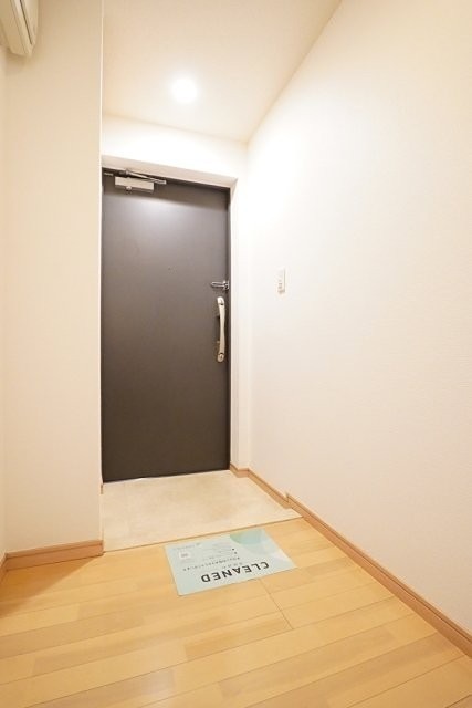 ※同仕様写真含む(玄関)