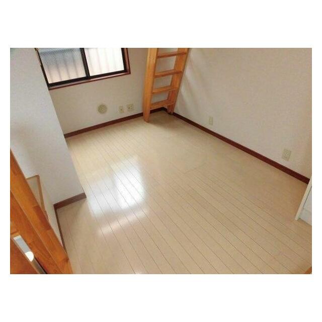(居間)