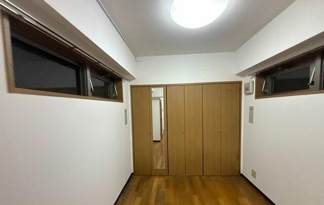 (居間)