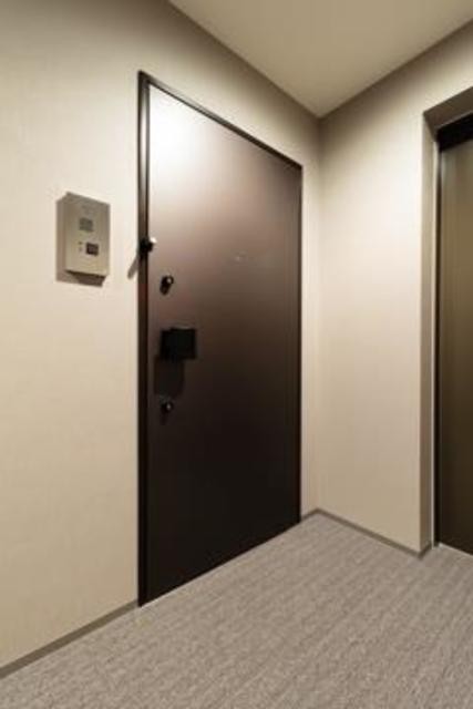 ※写真は同タイプ住戸です。(玄関)