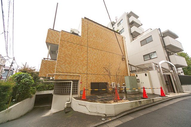 新宿区中落合２丁目 【賃貸居住】マンション