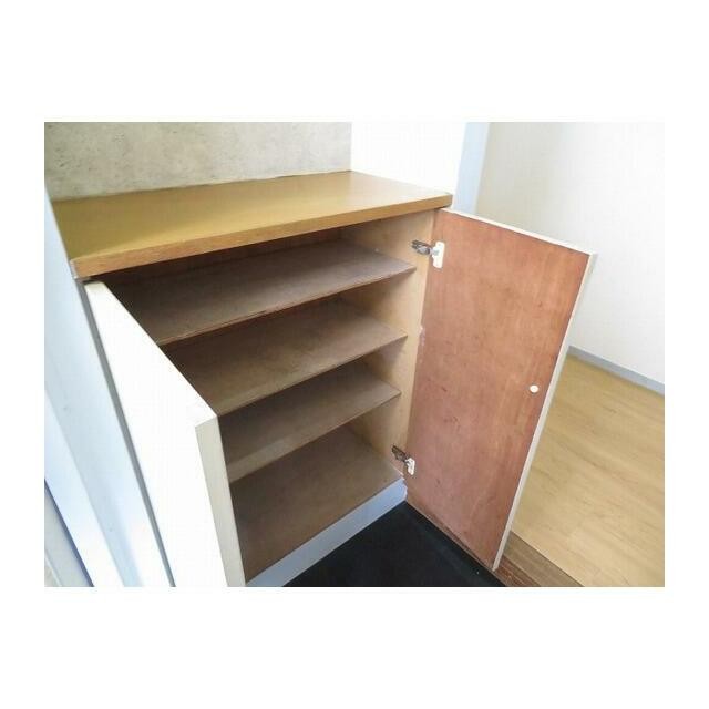 下駄箱(玄関)