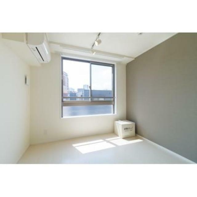 ※写真は同タイプ住戸です。(居間)