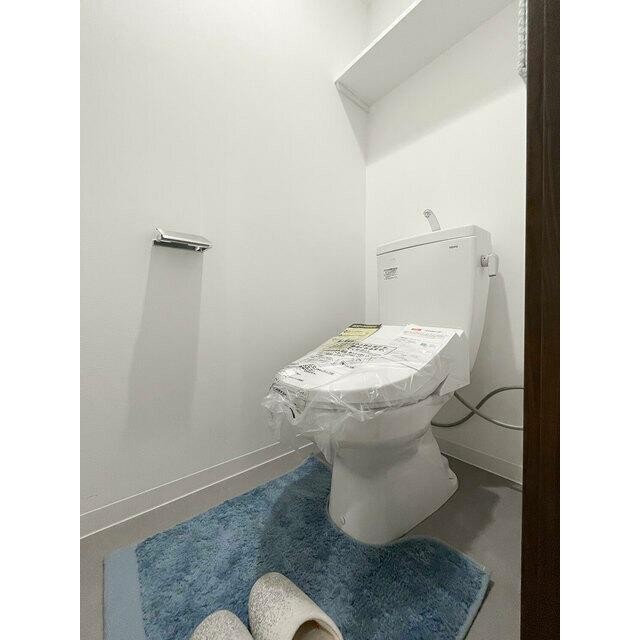 家具/調度品に関しては配置例を示したもので実際の賃貸には含まれません(内装)