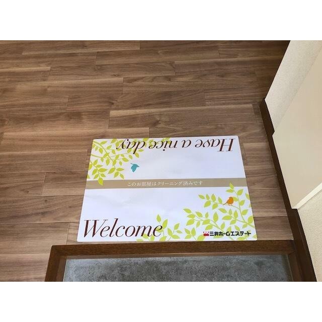 (玄関)