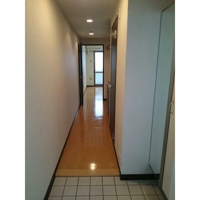 (玄関)