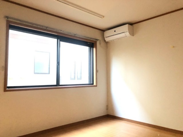 (居間)