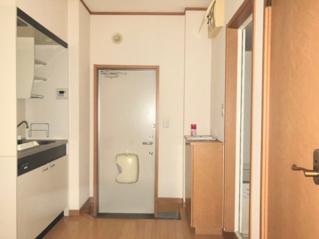 (玄関)