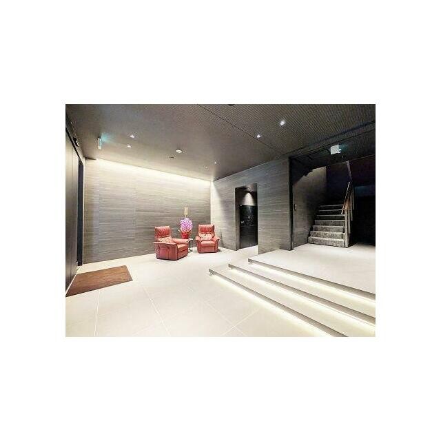 【積水ハウス施工重量鉄骨造3階建シャーメゾン】～共用エントランス～(その他建物画像)