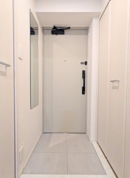 ※同仕様写真(玄関)