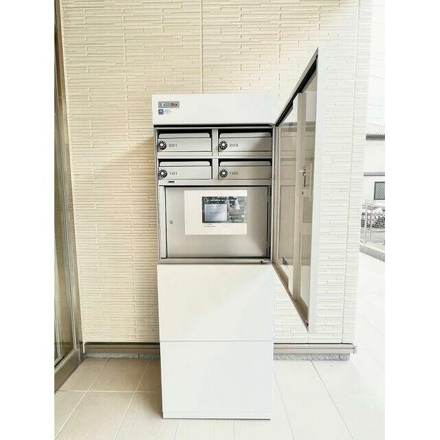 ☆不在時でも荷物を受け取れる宅配ボックス☆