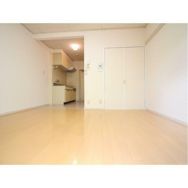 ※他の部屋の参考写真です