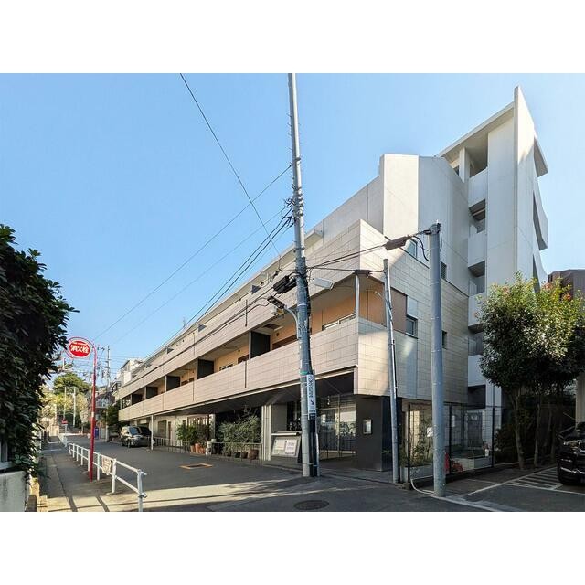 港区南麻布４丁目 【賃貸居住】マンション
